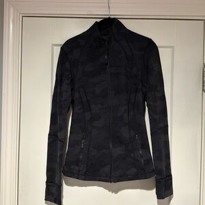 Lululemon Define Luon Heritage 365 Camo Deep Coal Multi size 6